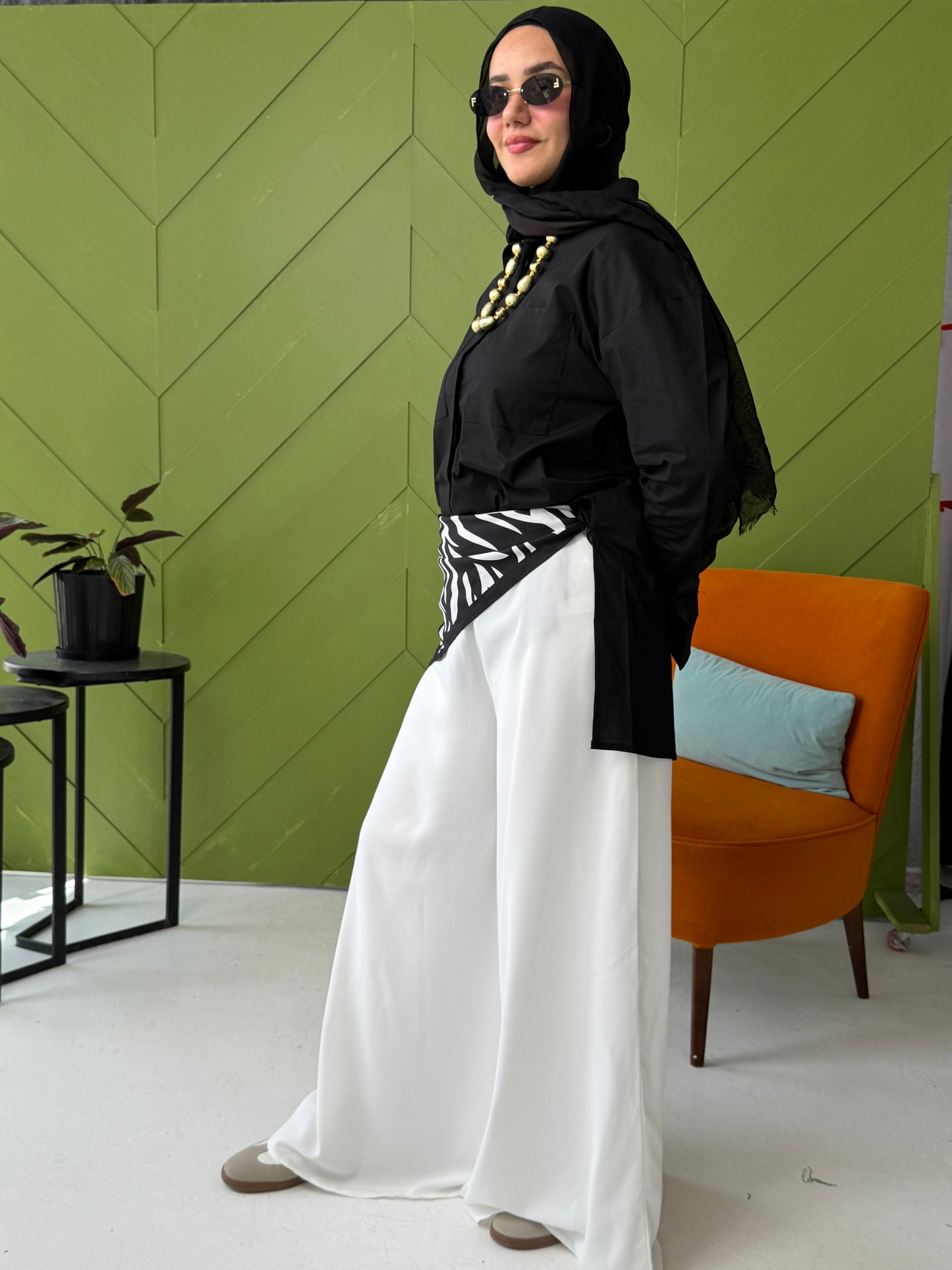 Off-white Wide-leg